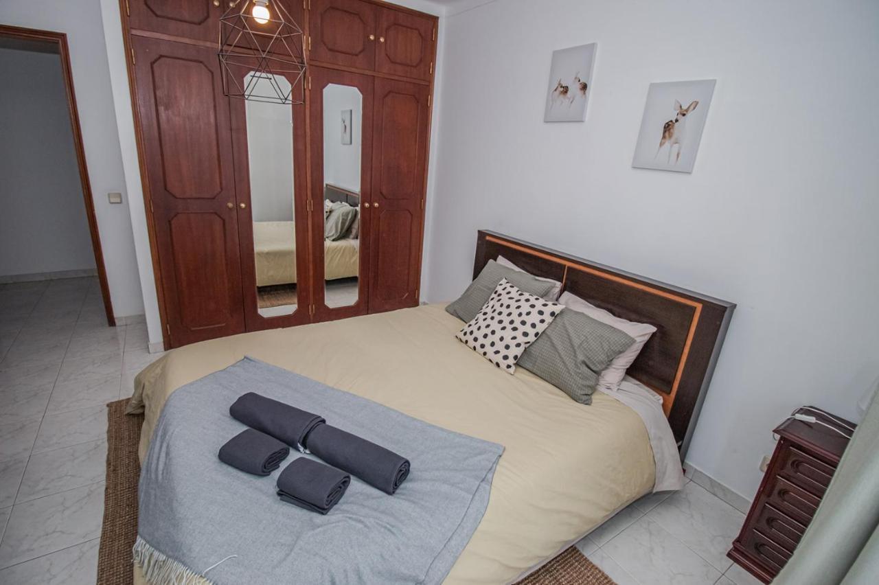 Charming Private Rooms In An Apartment A1 Penha - Distrito de Faro Exterior foto
