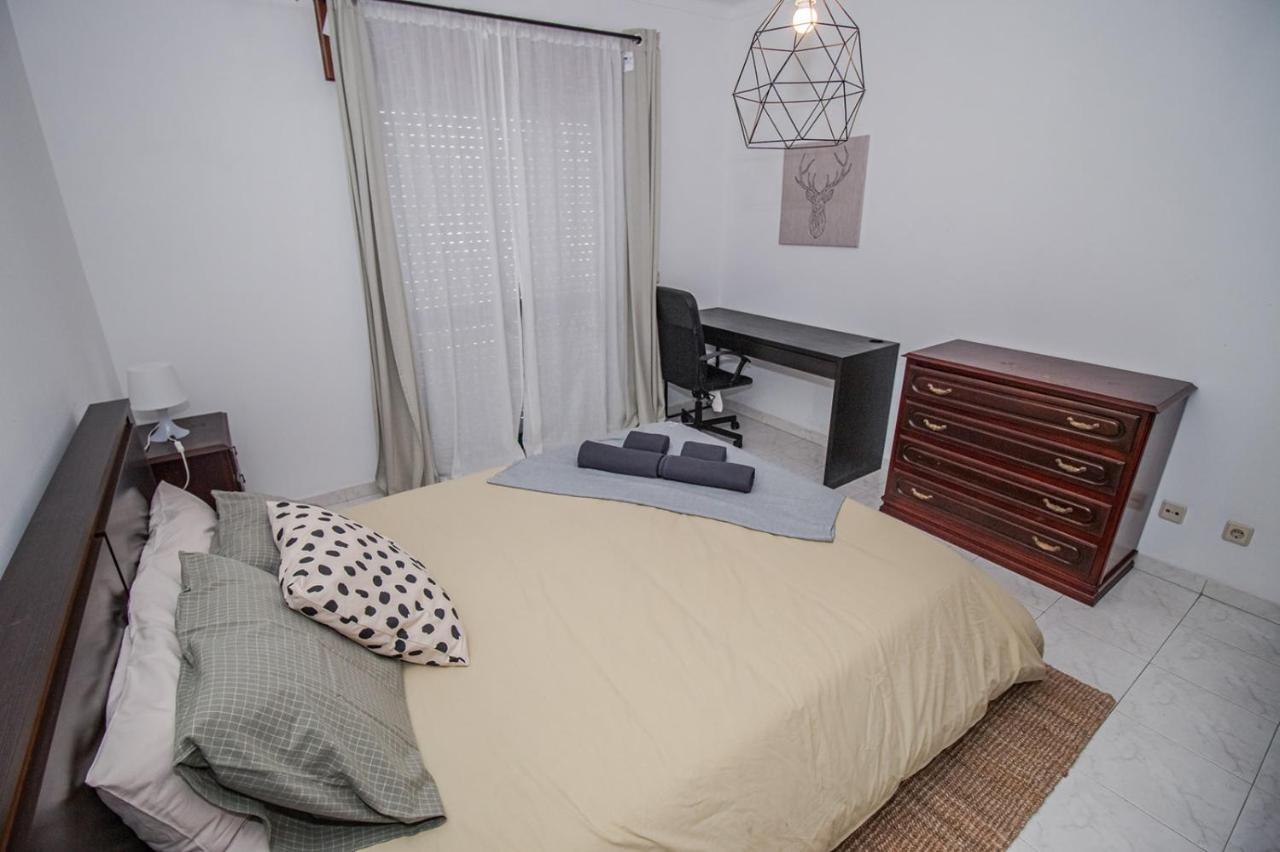 Charming Private Rooms In An Apartment A1 Penha - Distrito de Faro Exterior foto