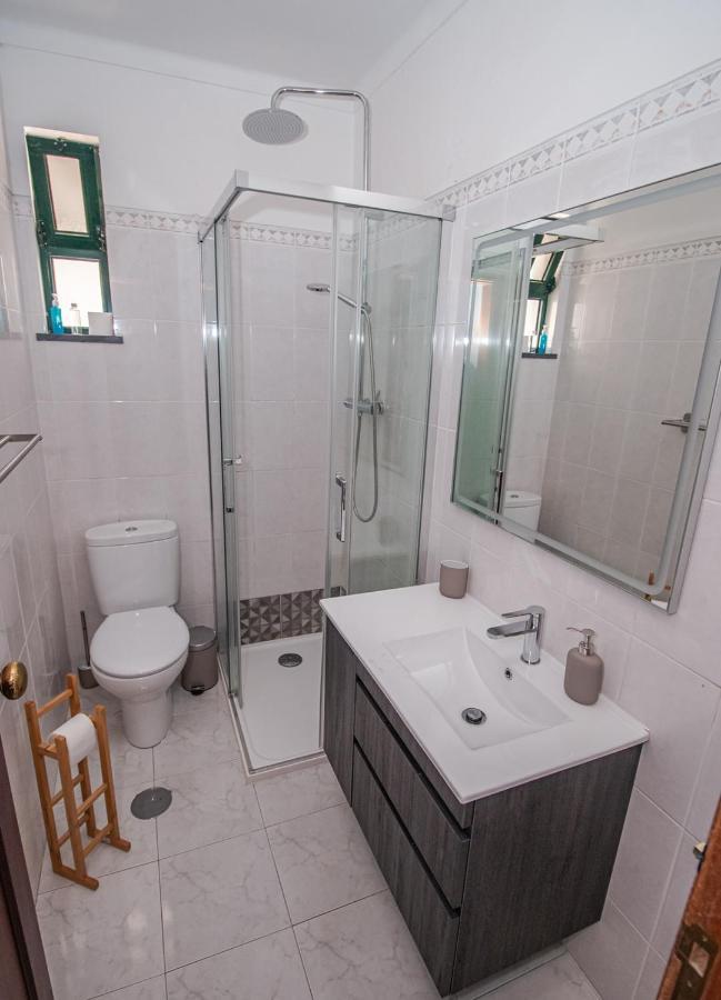 Charming Private Rooms In An Apartment A1 Penha - Distrito de Faro Exterior foto